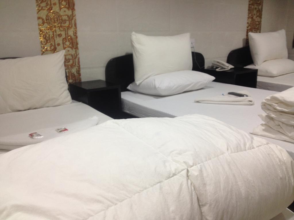 New Euro Asia Guest House Hong Kong Bagian luar foto